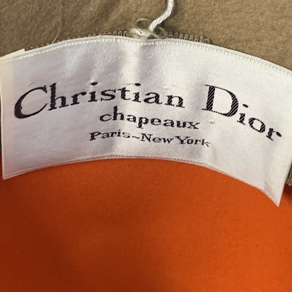 1960's "Christian Dior" vibrant Orange Women's Hat / Soft Wool Felt - Picture 5 of 9